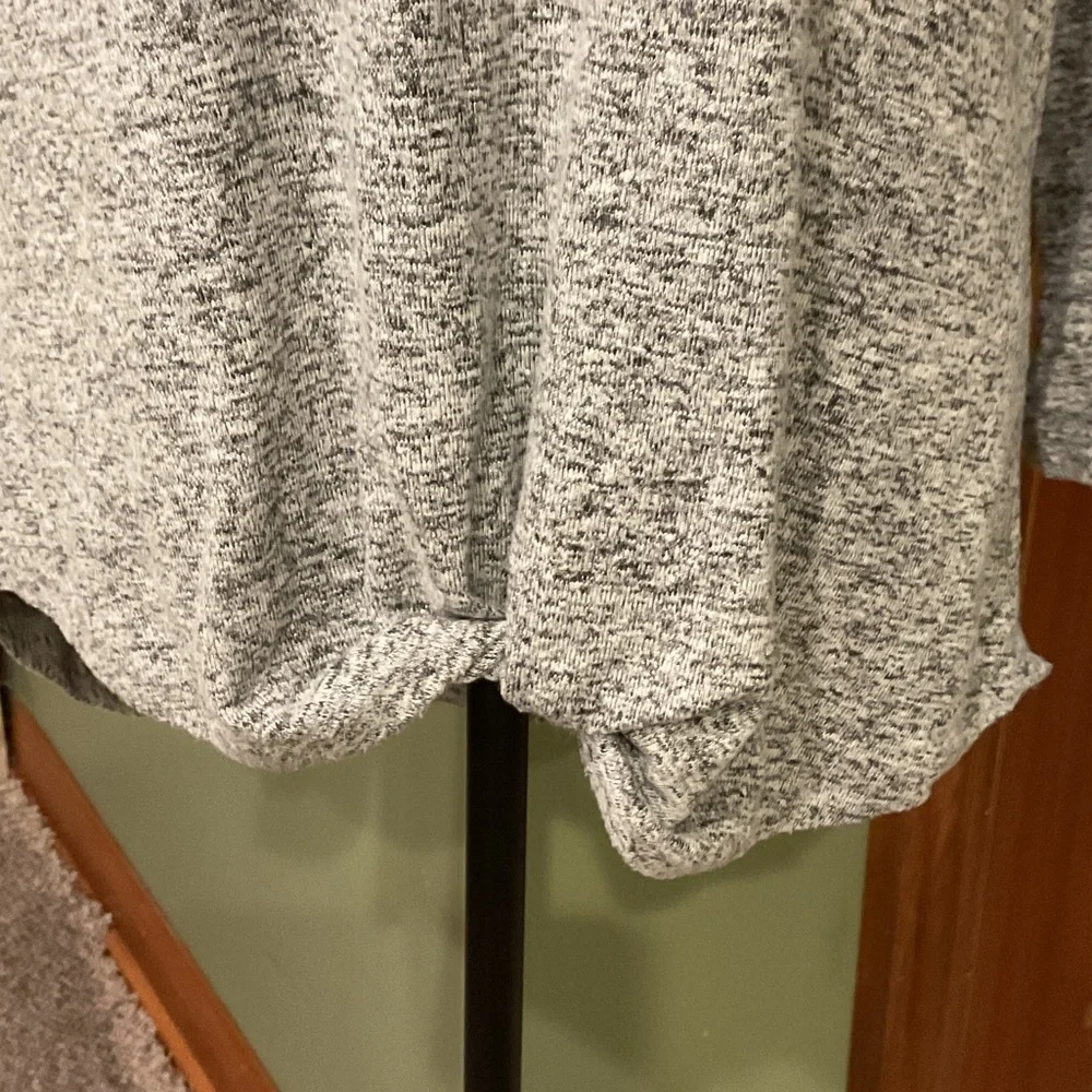 Chance or Fate Heather Gray Women's Lightweight Sweater, Size M